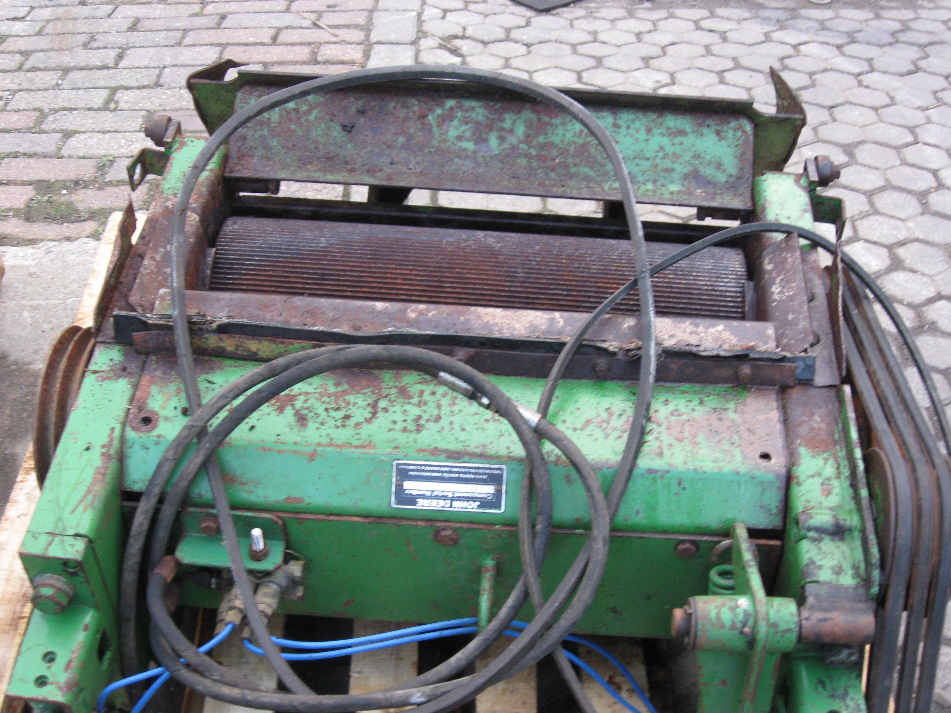 Corn cracker for John Deere 6000 serie Agramex